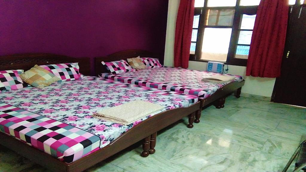 Guru Kirpa Guest House Amritsar Exteriör bild